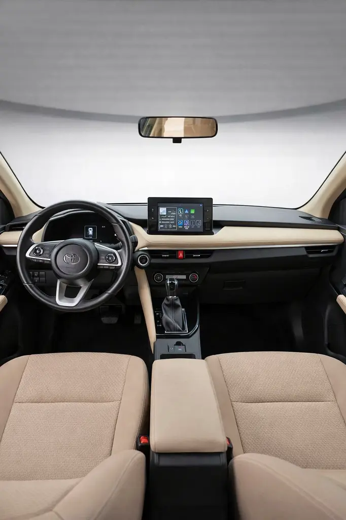 Toyota Yaris 2023 G Grade - GCC Specs - Like New Condition - Image 8