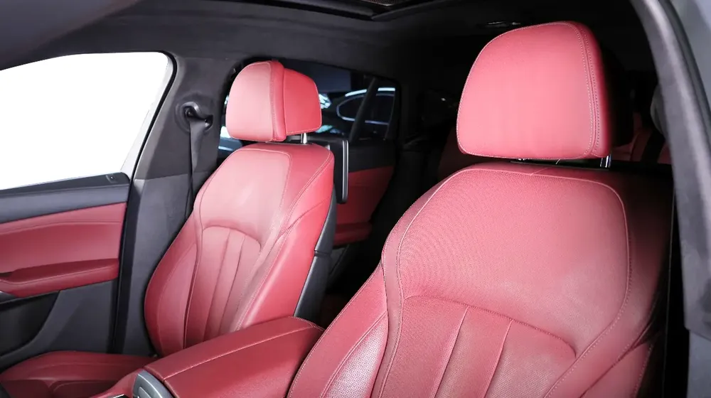 BMW X6 M50i-GCC-High Specifications-AGMC Warranty  Service contract till 09/2026-M Sport Package - Image 16