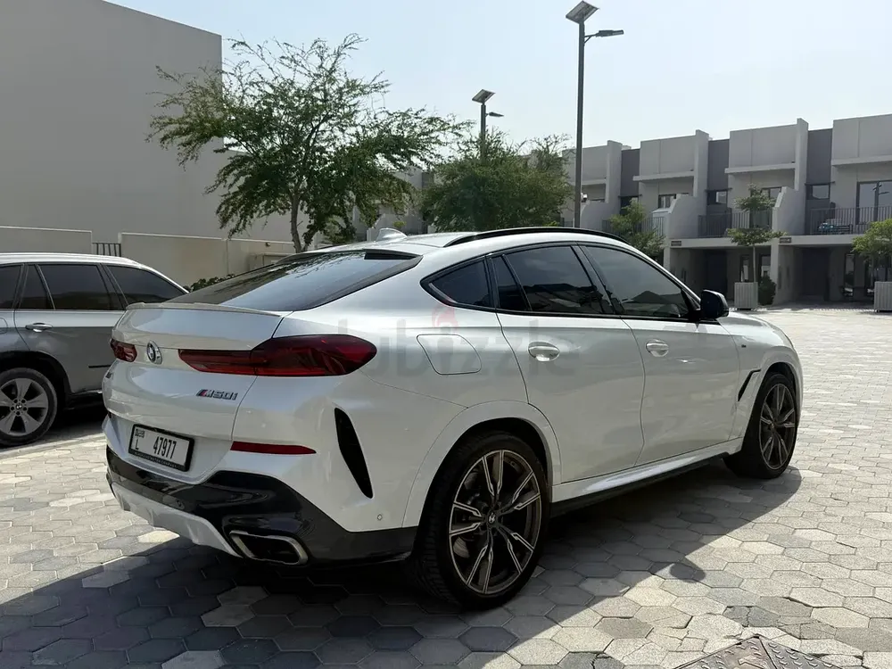 BMW X6 M50i GCC 2020 Clean Title - Image 7