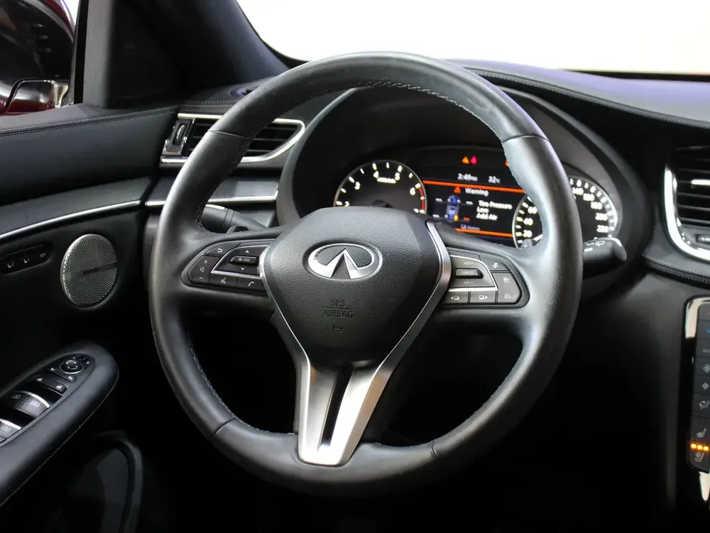 Infiniti QX55 Luxe 2023 GCC - Image 16