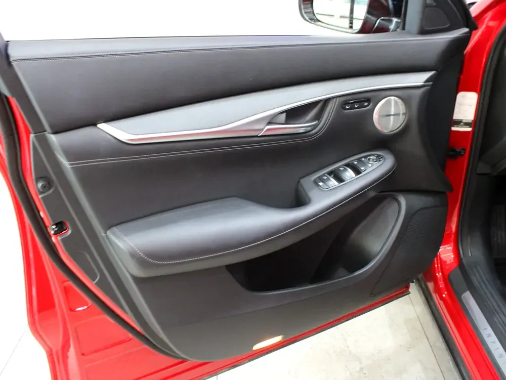 Infiniti QX55 Luxe 2023 GCC - Image 18