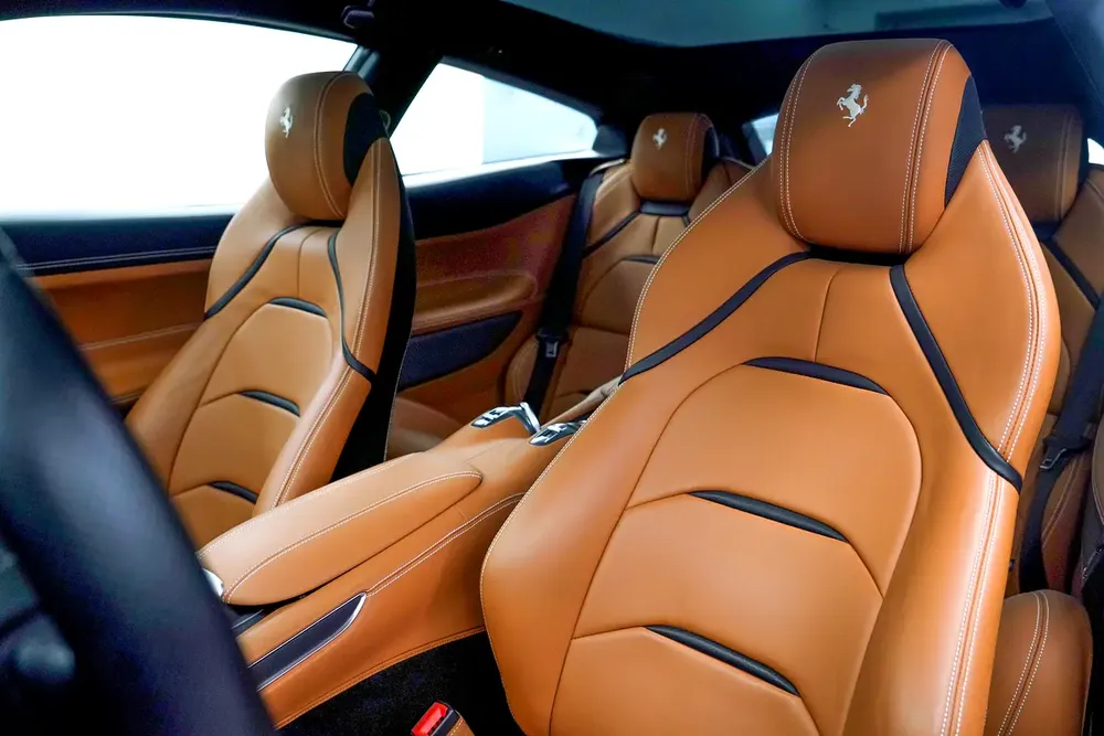 2020 FERRARI GTC 4 LUSSO T / V8 / JBL - Image 11