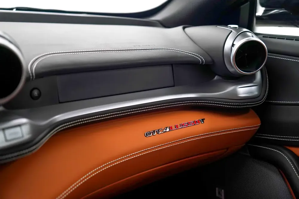 2020 FERRARI GTC 4 LUSSO T / V8 / JBL - Image 13