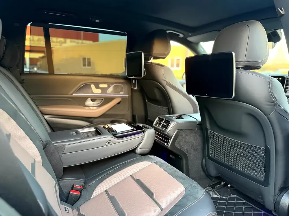 2021 Mercedes-Benz GLS 63 AMG | GCC Specs | Low Mileage | Pristine Condition full agency service - Image 13