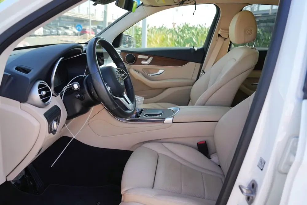 Mercedes-Benz GLC 300 4MATIC 2022 - American Specs - Image 7