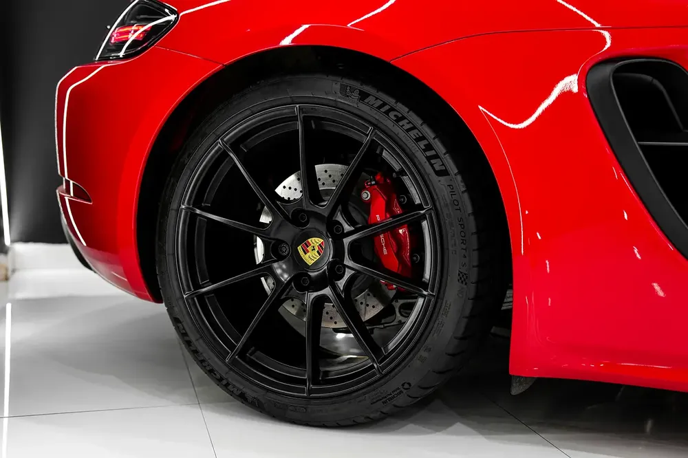 2023 Porsche 718 Boxster GTS 4.0,Sport Chrono Package, Carbon Interior, Very Low KM, Dealer Warranty - Image 13