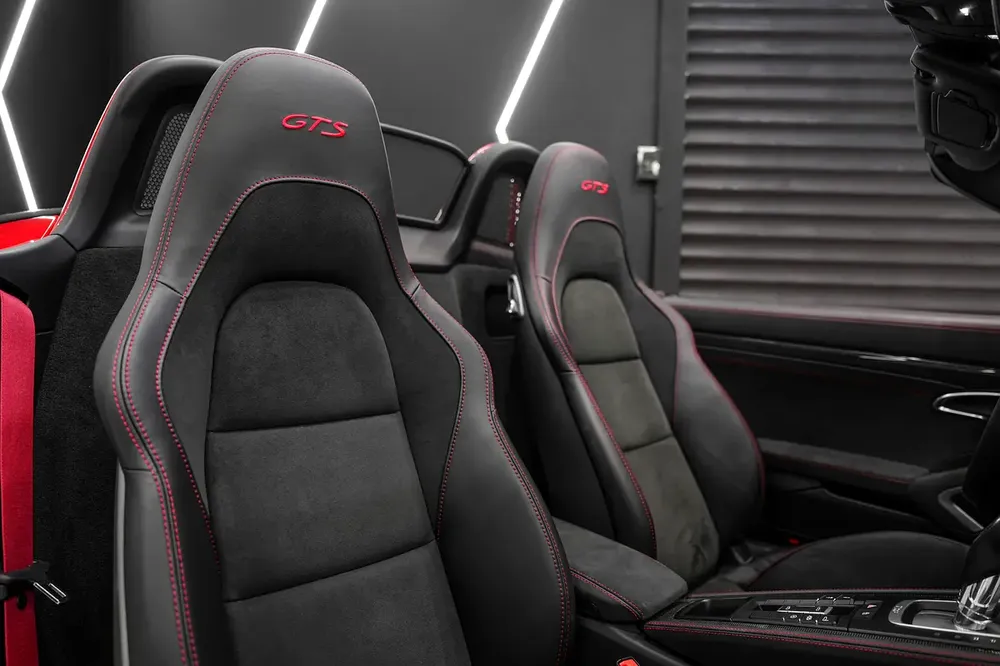 2023 Porsche 718 Boxster GTS 4.0,Sport Chrono Package, Carbon Interior, Very Low KM, Dealer Warranty - Image 8