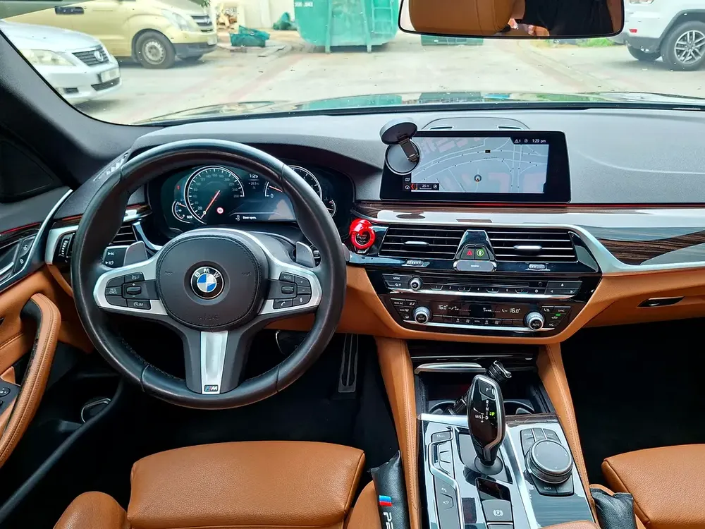 AED 1064/month | 2019 BMW 5-Series 520i | GCC Specs | Ref#438698 - Image 10