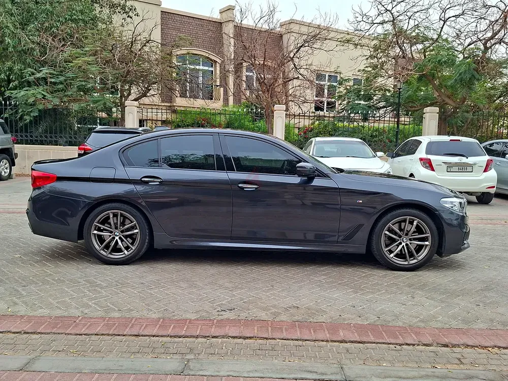 AED 1064/month | 2019 BMW 5-Series 520i | GCC Specs | Ref#438698 - Image 4