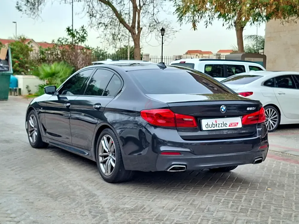 AED 1064/month | 2019 BMW 5-Series 520i | GCC Specs | Ref#438698 - Image 8