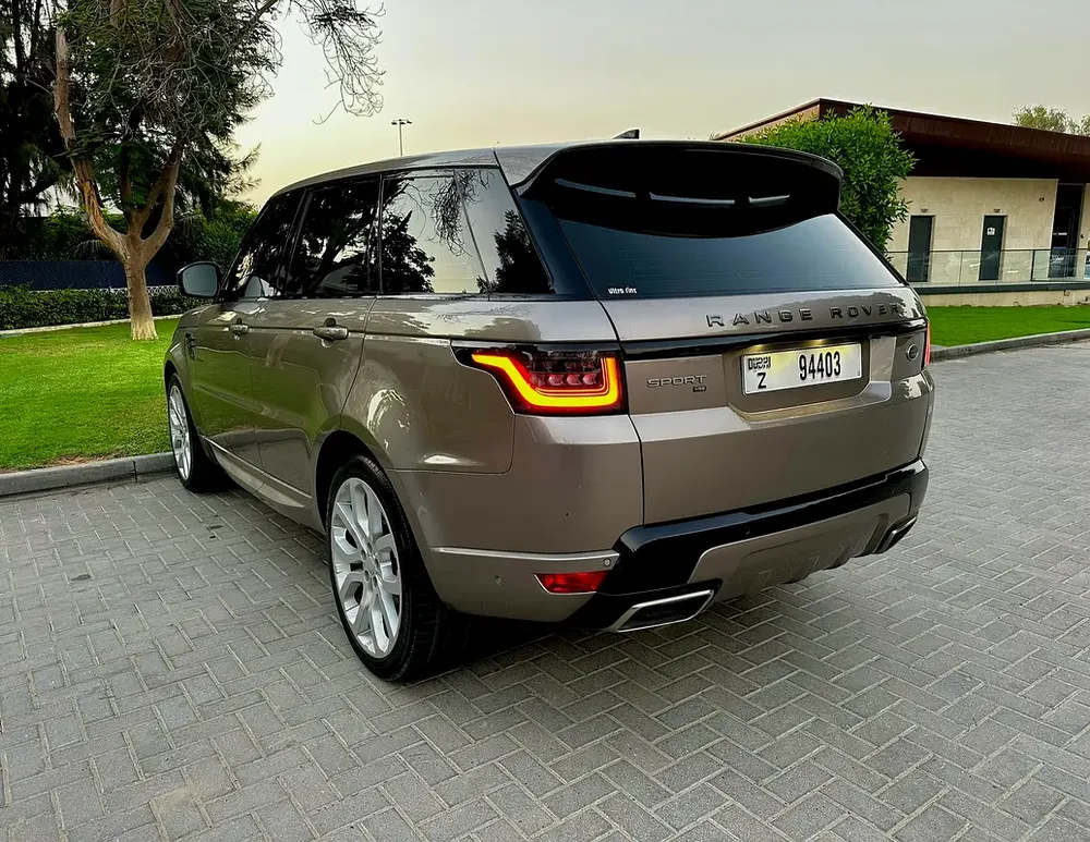 Selling Our Lovely Family Car - Agency Serviced - Original Paint - Like New Condition - 2 Keys - Image 8