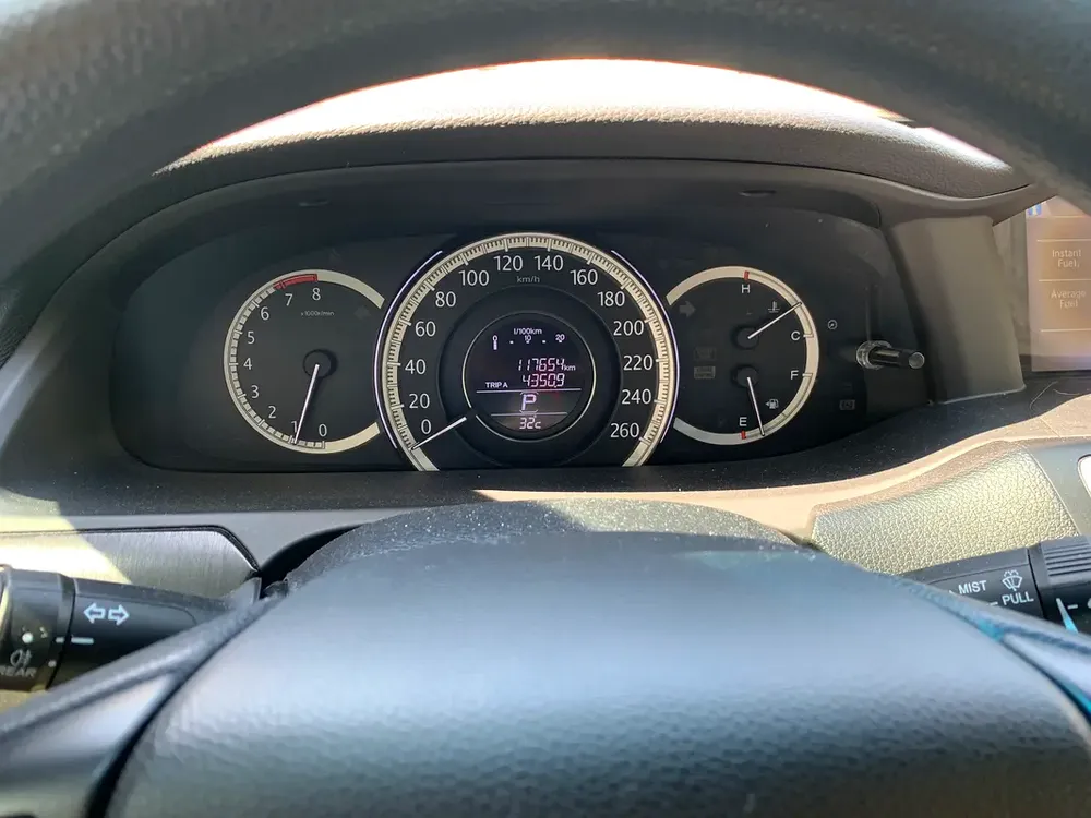 Honda Accord 2016,original paint - Image 14