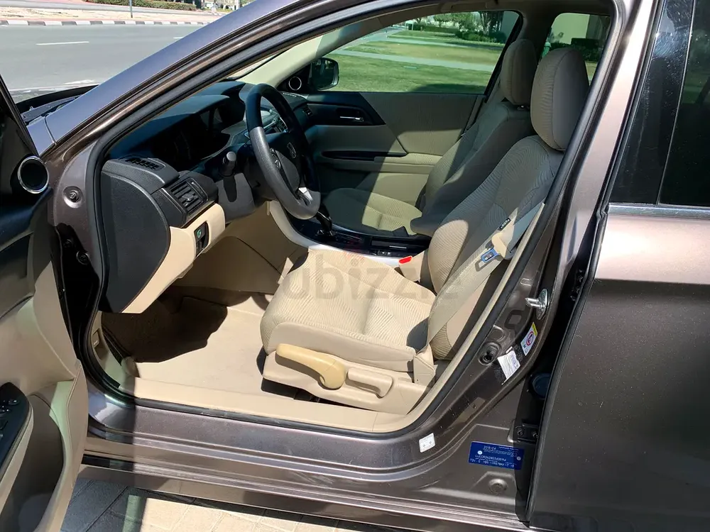Honda Accord 2016,original paint - Image 8