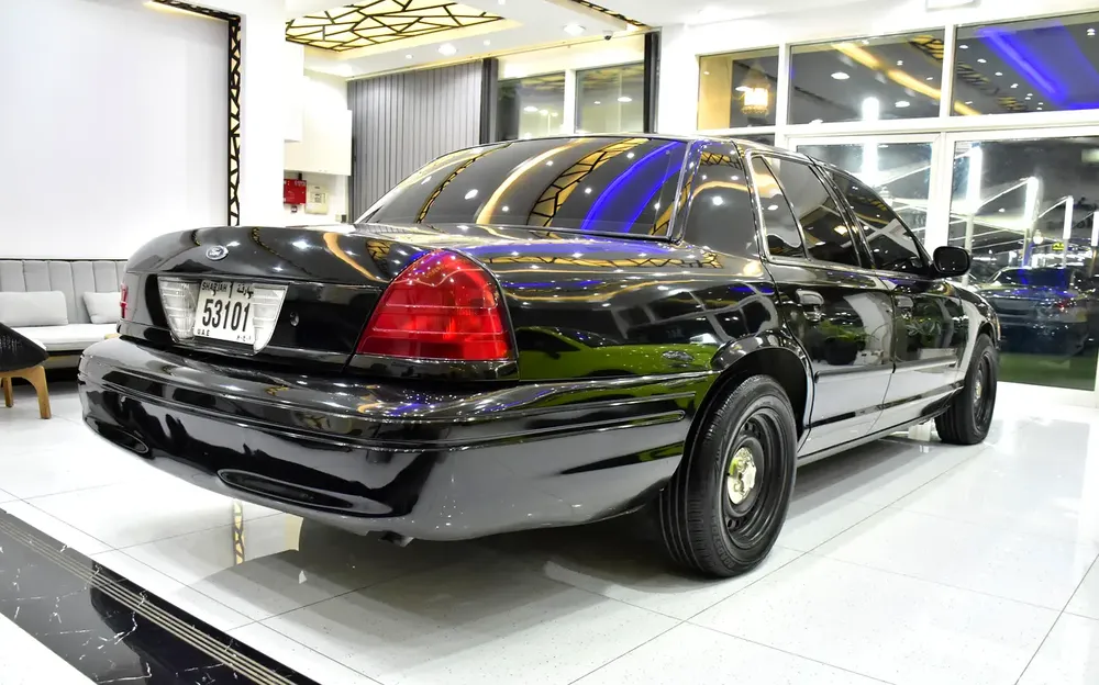 EXCELLENT DEAL for our Ford Crown Victoria ( 2011 Model ) in Black Color American Specs - Image 6