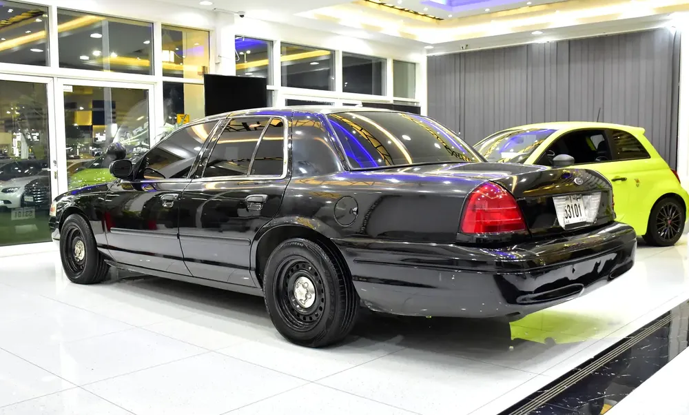 EXCELLENT DEAL for our Ford Crown Victoria ( 2011 Model ) in Black Color American Specs - Image 7