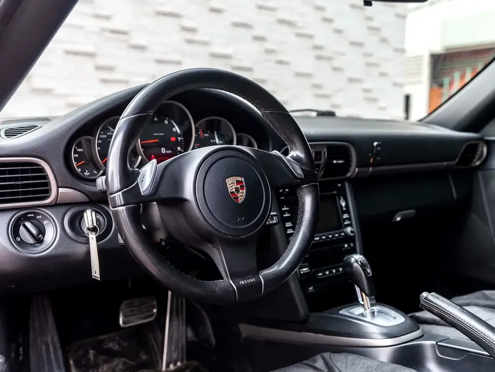 Porsche 911 Carrera – 2011 | Iconic Sports Car - Image 9