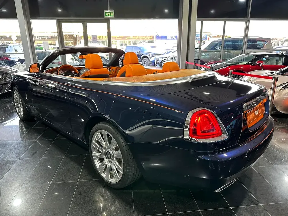 ROLLS-ROYCE DAWN PERFECT COMBINATION COLOR GCC PPF 10-YEAR WARRANTY FULL SERVICE HISTORY NO ACCIDENT - Image 11