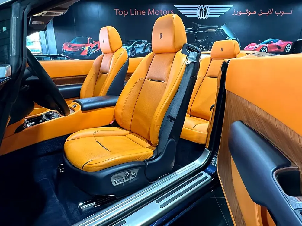 ROLLS-ROYCE DAWN PERFECT COMBINATION COLOR GCC PPF 10-YEAR WARRANTY FULL SERVICE HISTORY NO ACCIDENT - Image 4