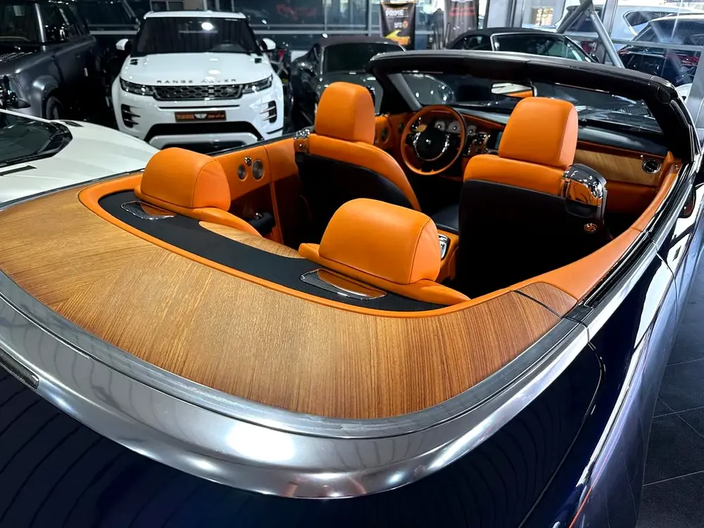 ROLLS-ROYCE DAWN PERFECT COMBINATION COLOR GCC PPF 10-YEAR WARRANTY FULL SERVICE HISTORY NO ACCIDENT - Image 8
