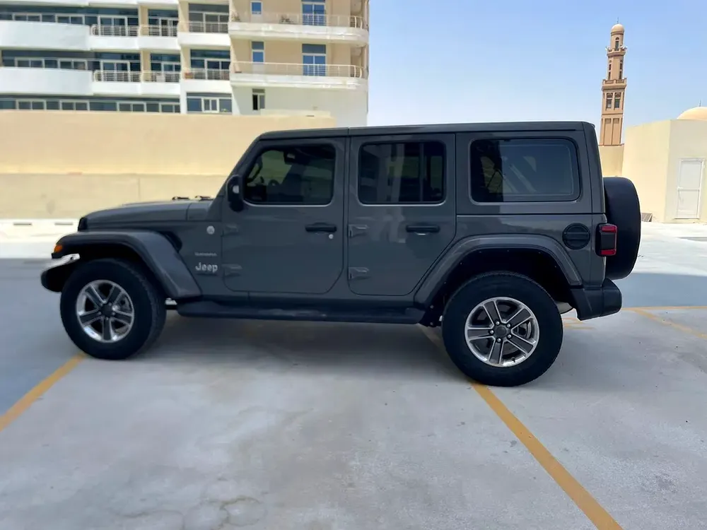 2022 Jeep Wrangler Sahara Plus - Warranty - 17,000 KM - GCC - Excellent Condition! - Image 4