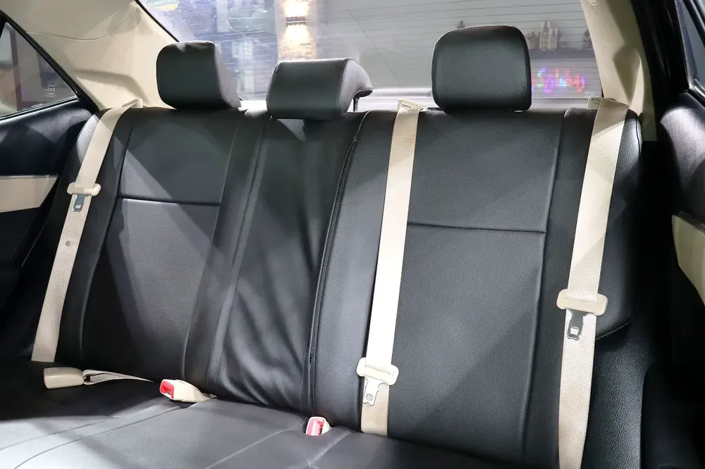 2.0L GCC Specs . Excellent Condition - Image 15