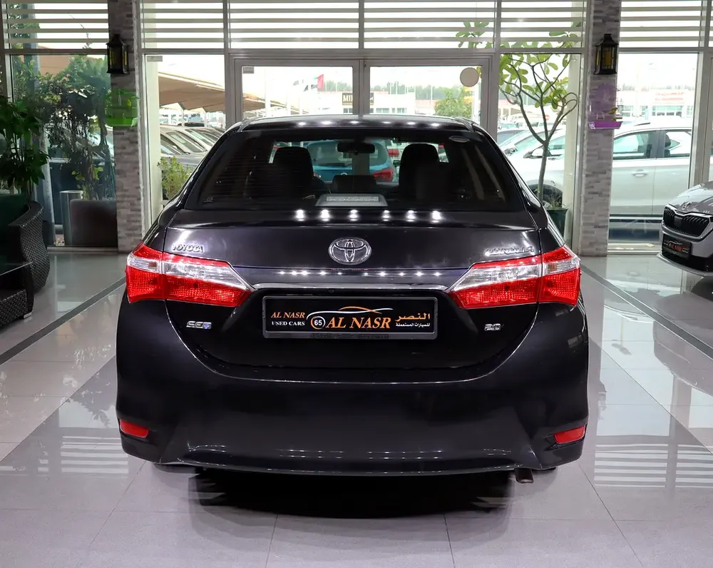 2.0L GCC Specs . Excellent Condition - Image 5