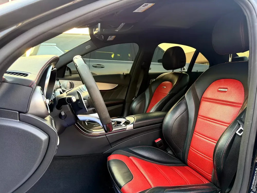 MERCEDES C63 - MODEL 2020 - NO ACCIDENT NO PAINT - Image 5