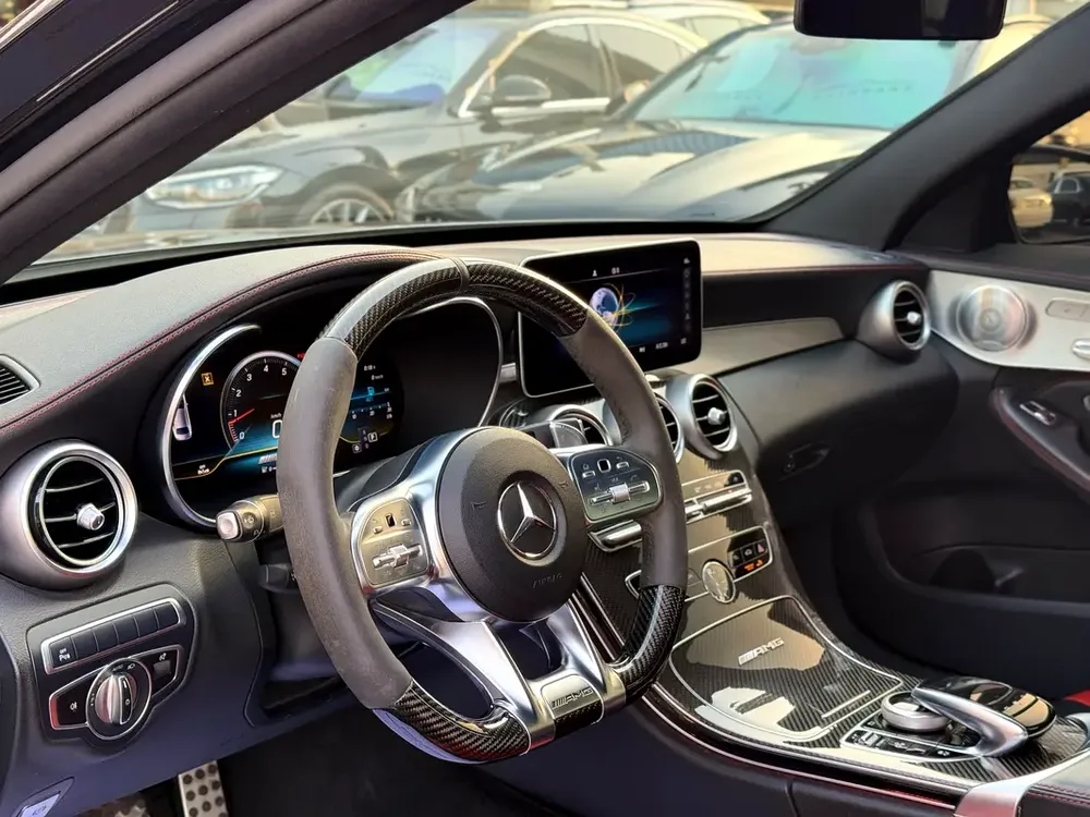 MERCEDES C63 - MODEL 2020 - NO ACCIDENT NO PAINT - Image 6