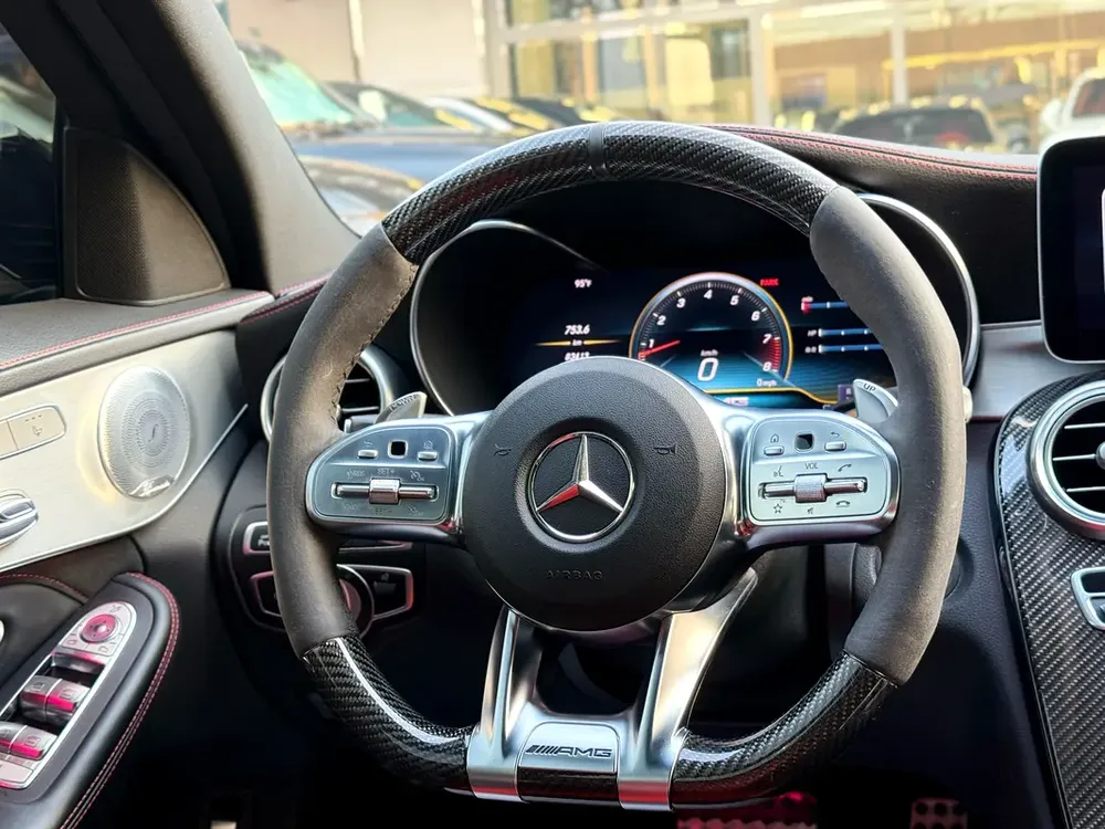MERCEDES C63 - MODEL 2020 - NO ACCIDENT NO PAINT - Image 8