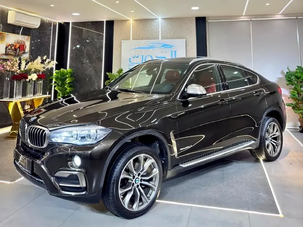 SPECIAL BMW X6 M KIT  || WELL MAINTAINED || RADAR || TOP RANGE  || GCC || LOW MILEAGE - Image 12