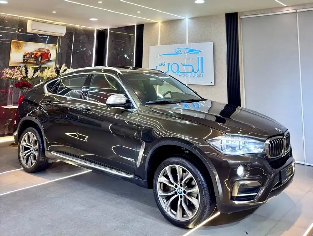 SPECIAL BMW X6 M KIT  || WELL MAINTAINED || RADAR || TOP RANGE  || GCC || LOW MILEAGE - Image 13