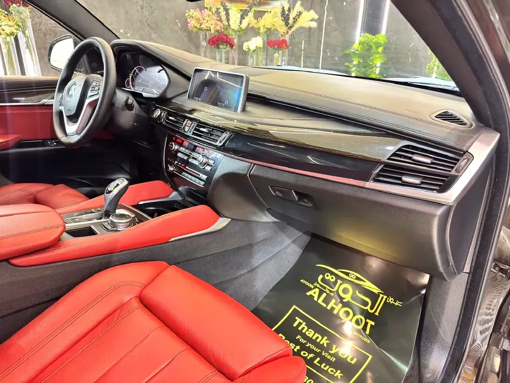 SPECIAL BMW X6 M KIT  || WELL MAINTAINED || RADAR || TOP RANGE  || GCC || LOW MILEAGE - Image 15