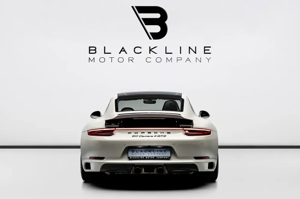 SUMMER STARTS NOW | EXCLUSIVE DEAL BY BLACKLINE September 2027 Porsche Warranty, Low KMs, GCC - Image 4