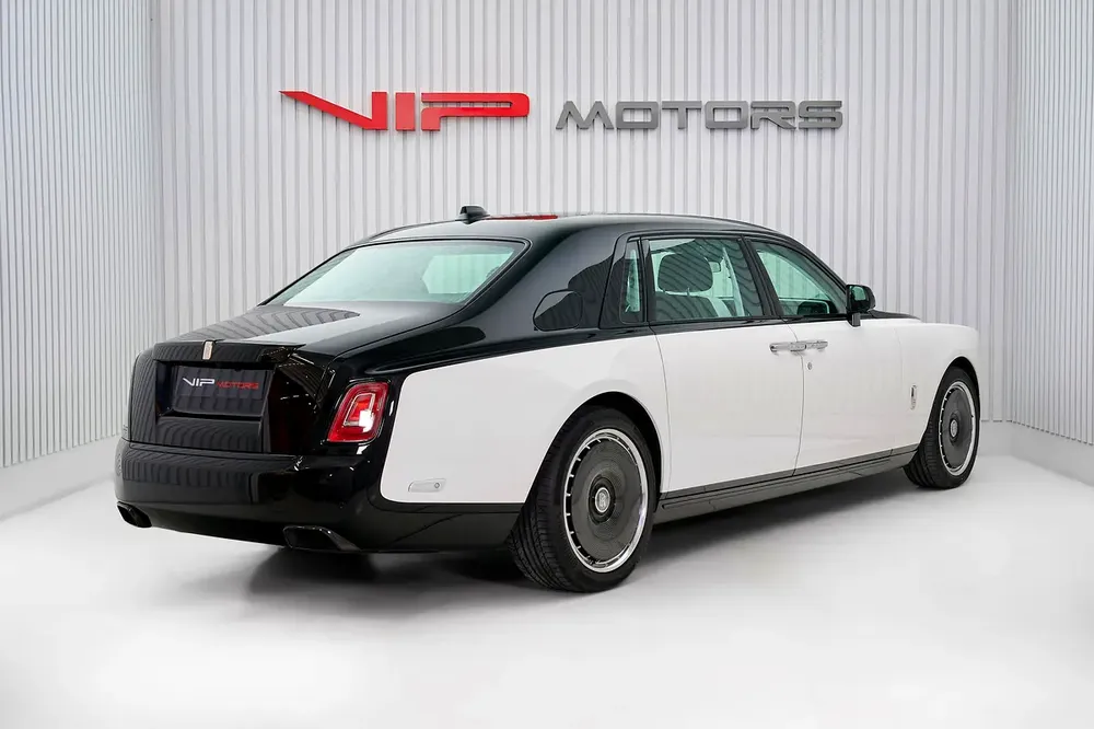 ROLLS ROYCE PHANTOM 100th EDITION 1 OF 25, 2026, FULLY LOADED, ZERO KM - Image 4