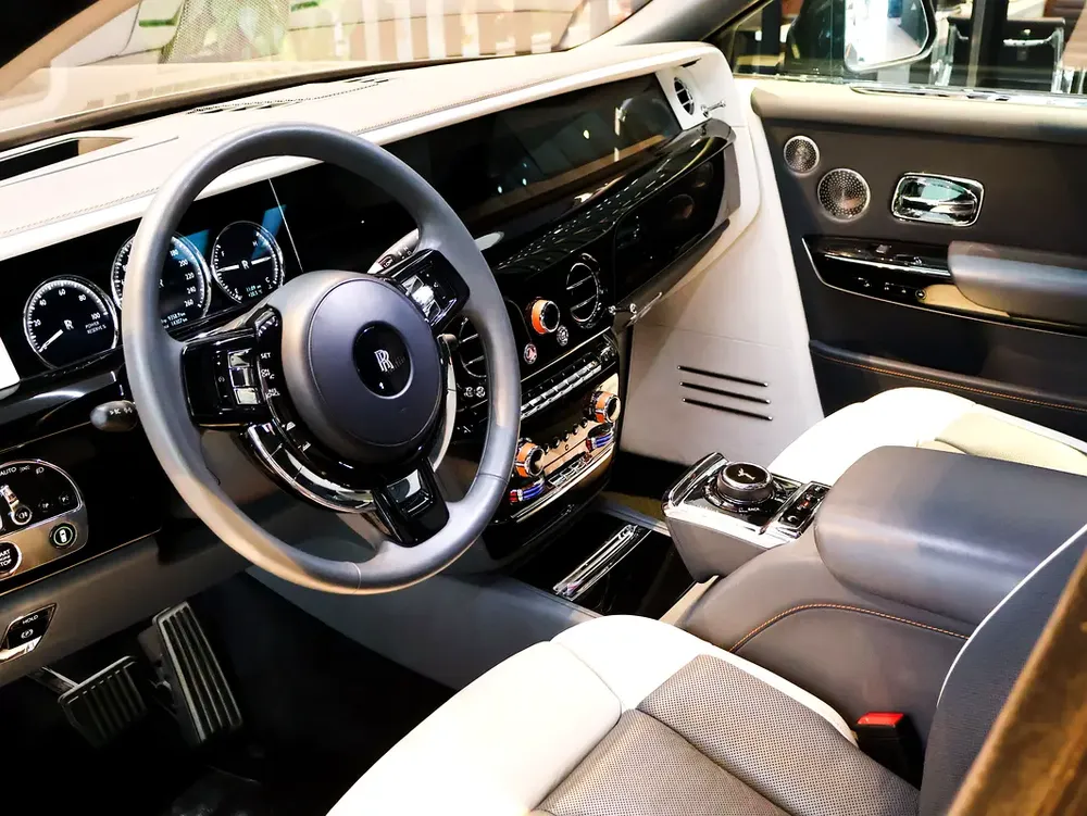 Rolls-Royce Phantom Model Year 2022 | Automatic | Petrol | 14,308 km - Image 4