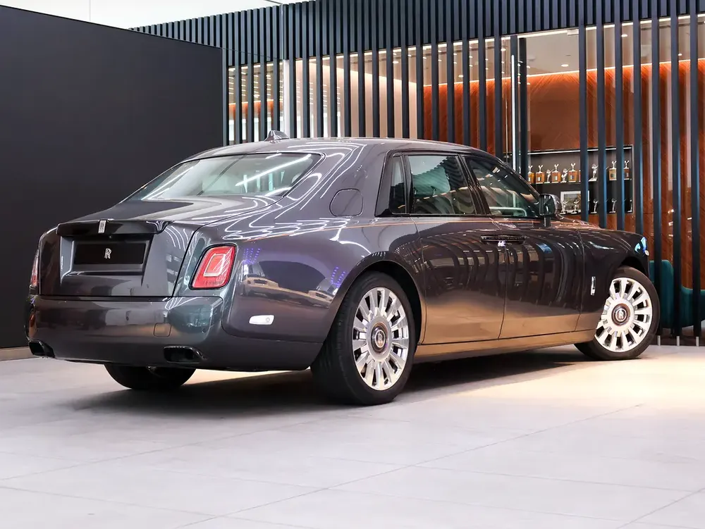 Rolls-Royce Phantom Model Year 2022 | Automatic | Petrol | 14,308 km - Image 8