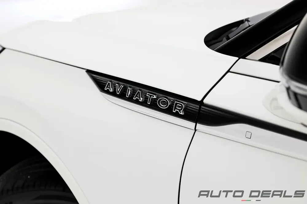 2023 Lincoln Aviator | GCC Specs | Under Warranty | Low Mileage | Excellent Condition | 3.0L V6 - Image 10