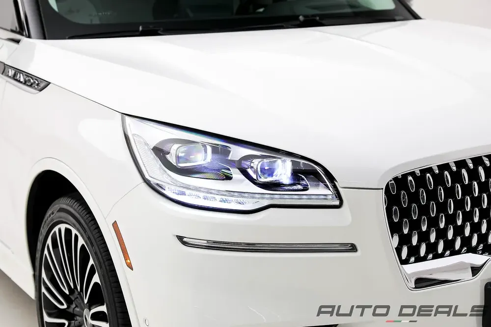 2023 Lincoln Aviator | GCC Specs | Under Warranty | Low Mileage | Excellent Condition | 3.0L V6 - Image 8