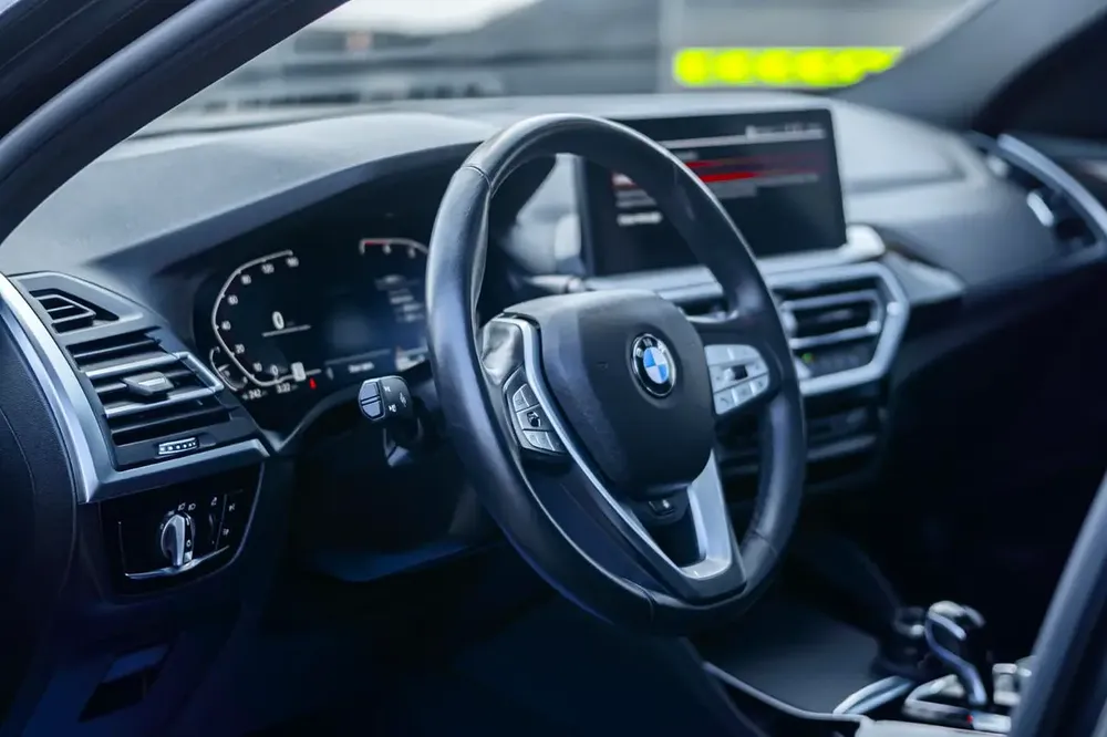 BMW X4 XDrive 30i - Image 8