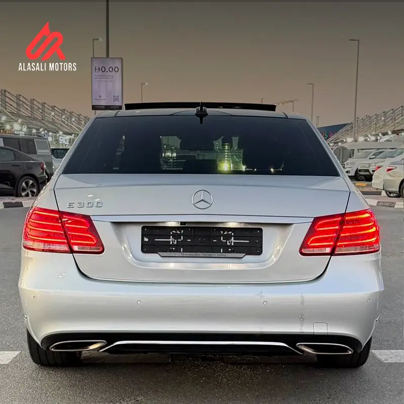 Mercedes Benz E-300 2014 V6 3.5cc Imported from Korea Gcc  specifications - Image 5
