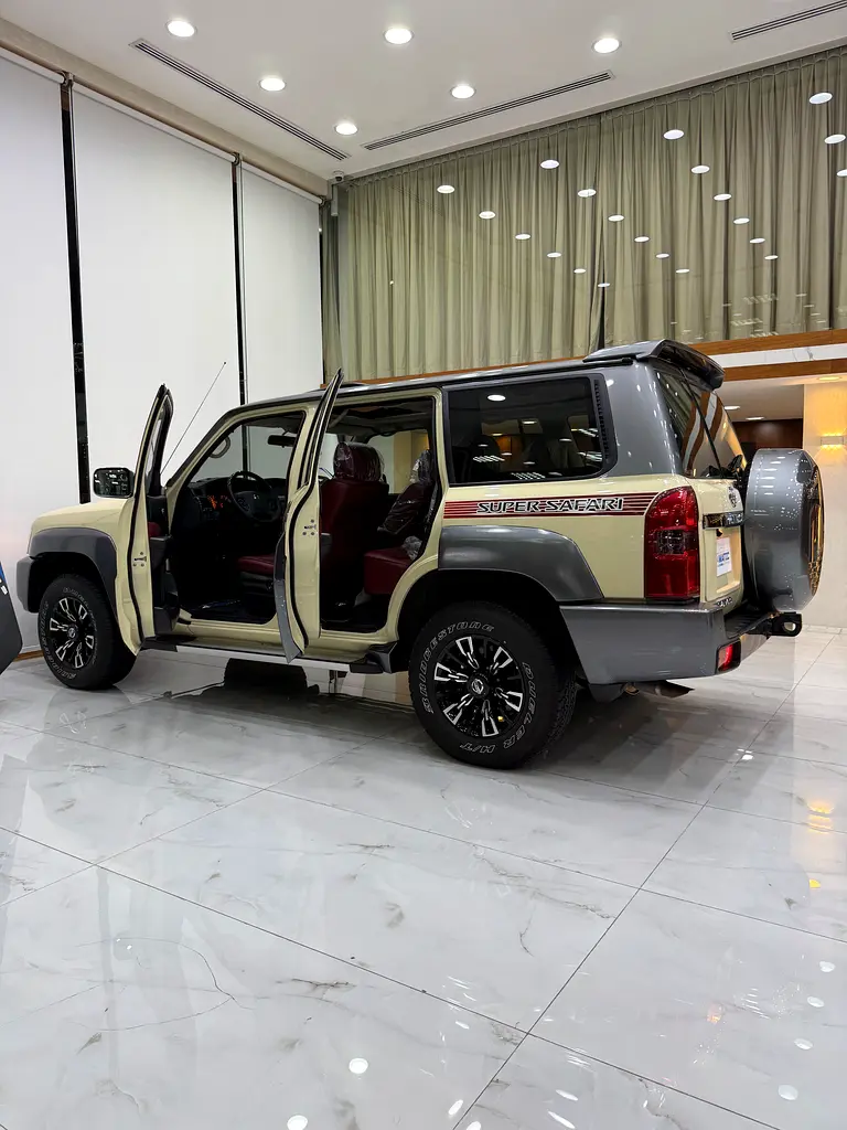 Nissan Patrol Super Safari - Image 13