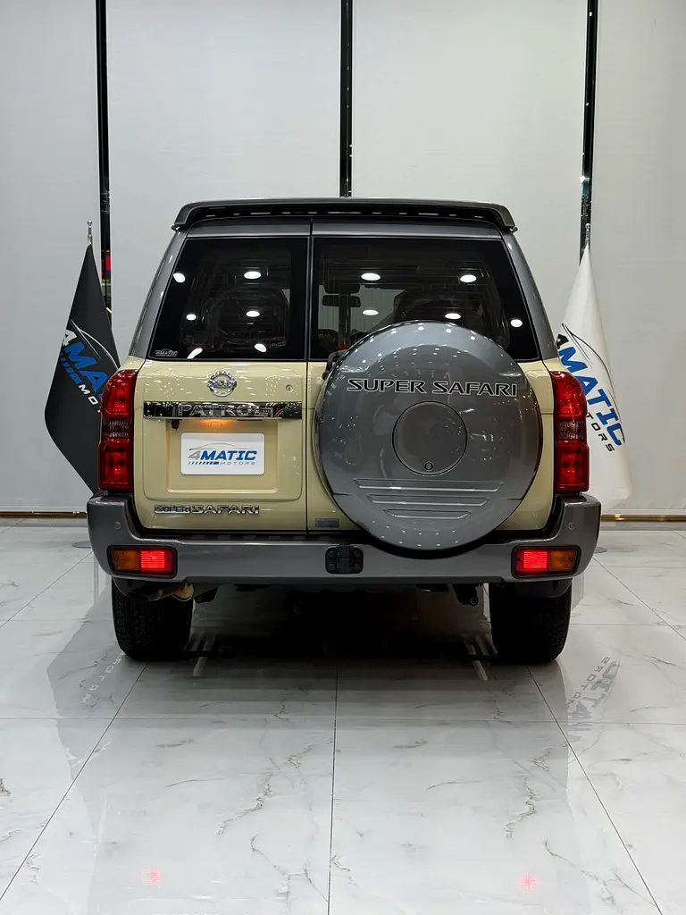 Nissan Patrol Super Safari - Image 9