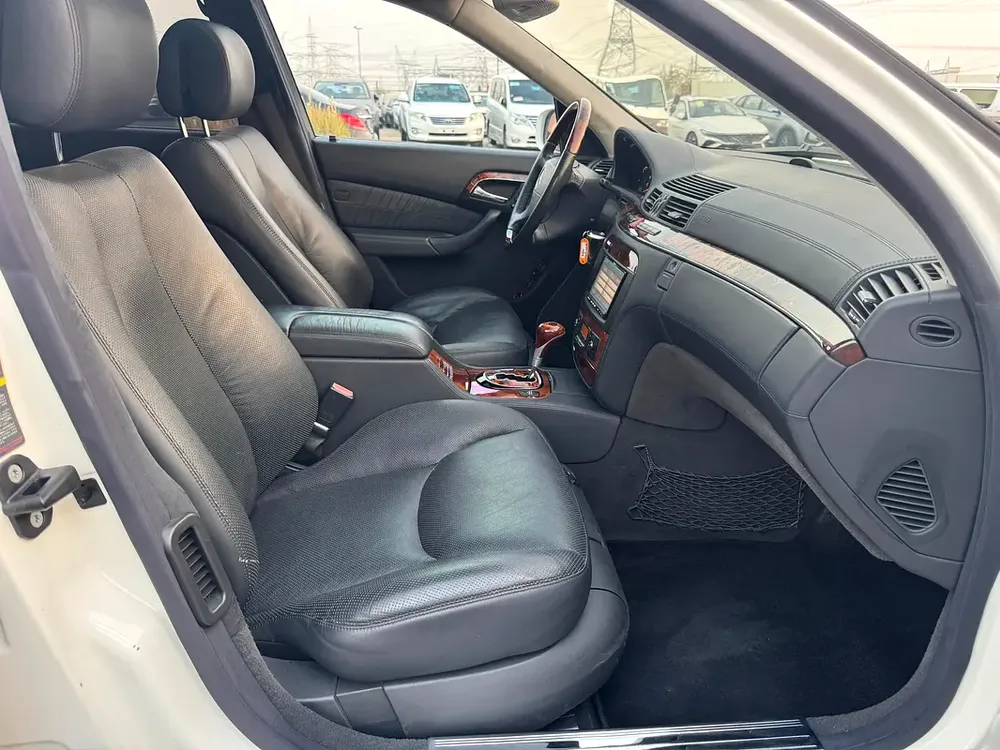 Mercedes-Benz S-Class S 600L 2003 - Japanese Specs Auction Grade 4/B - Image 12
