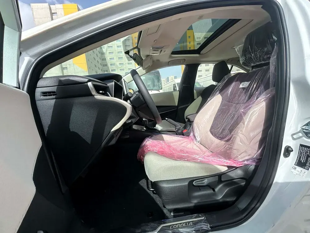 2025 TOYOTA COROLLA GLI 2.0L GCC BRAND NEW 0KM - Image 10