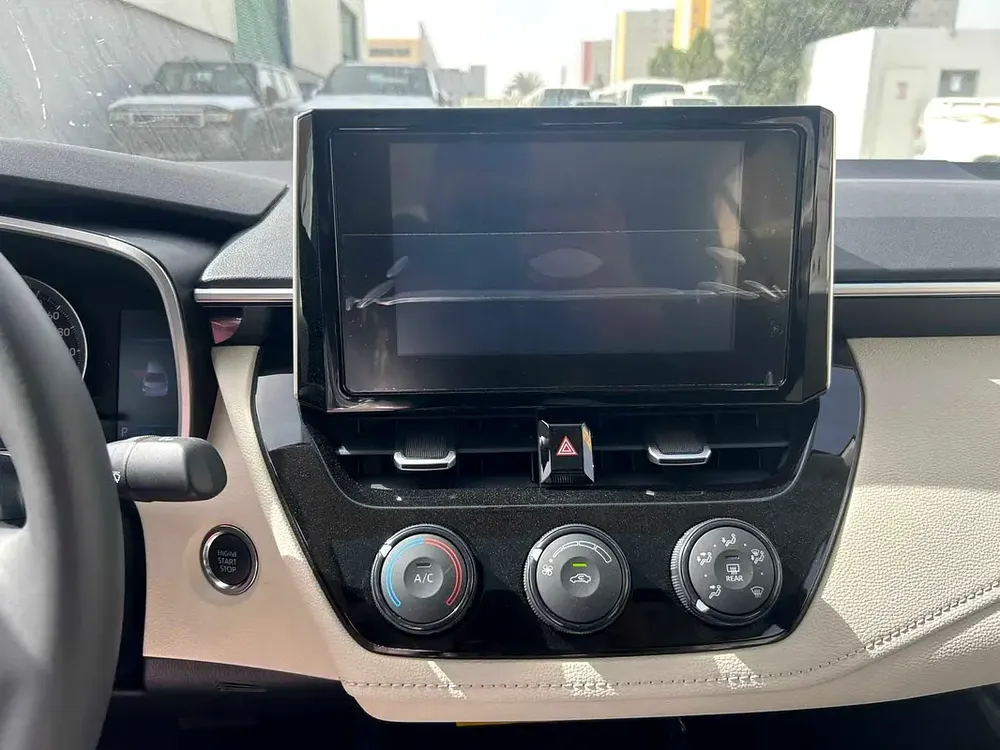 2025 TOYOTA COROLLA GLI 2.0L GCC BRAND NEW 0KM - Image 8