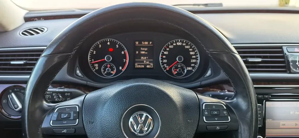 Volkswagen Passat SEL 2014 GCC Specs - Image 20