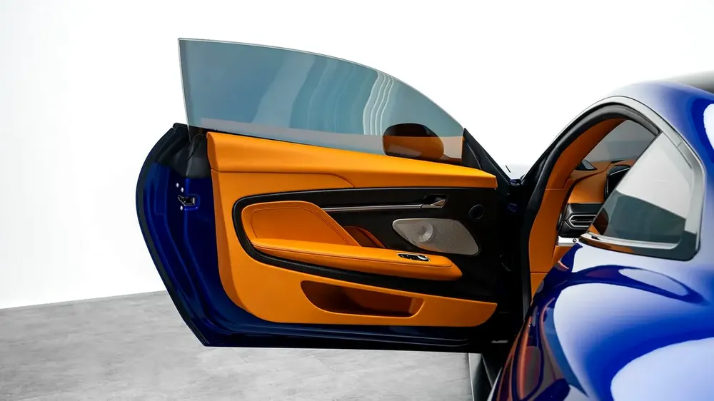 Aston Martin Vanquish - 2026 - GCC Specs - Under Warranty and Service Contract - Image 9