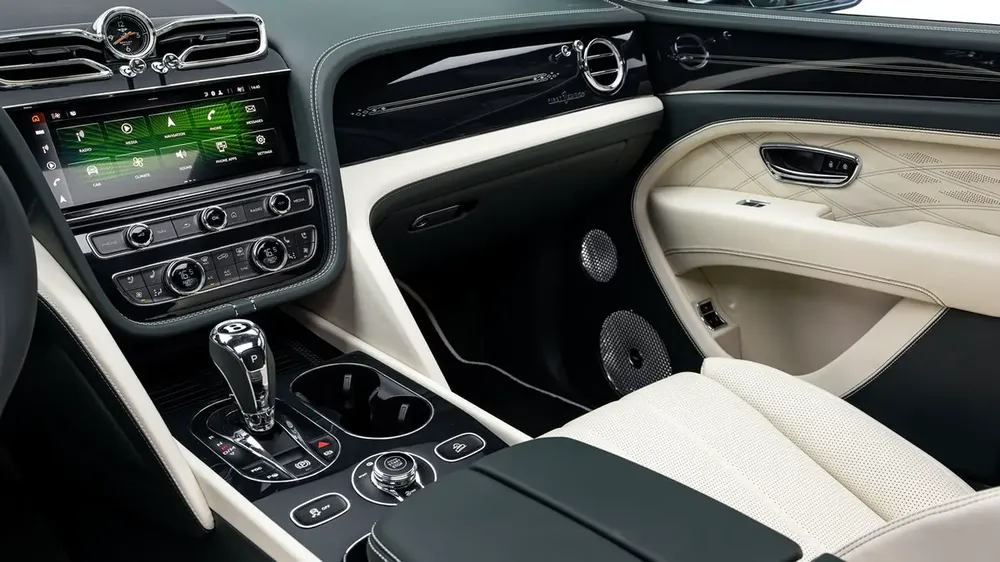 Bentley Bentayga EWB by Mansory - 2023 - Euro Specs - Image 16
