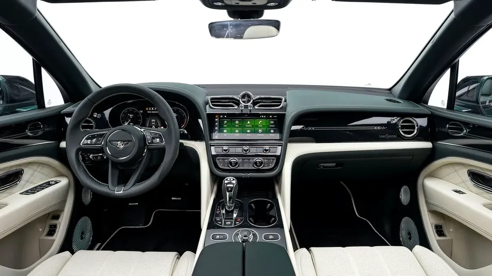 Bentley Bentayga EWB by Mansory - 2023 - Euro Specs - Image 17