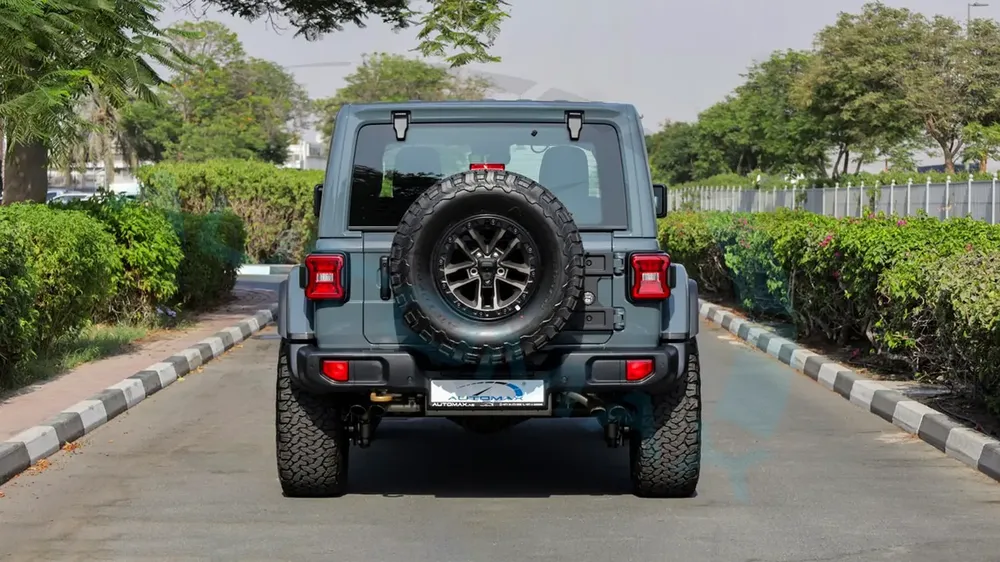 2025 Jeep Wrangler Rubicon 392 “FINAL EDITION” 4x4 V8 6.4L GCC 0Km With 3 Years Or 60K KM Warranty - Image 6